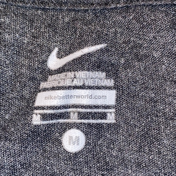 Nike Women’s V-Neck FSU Noles Shirt Size Medium - Picture 3 of 6